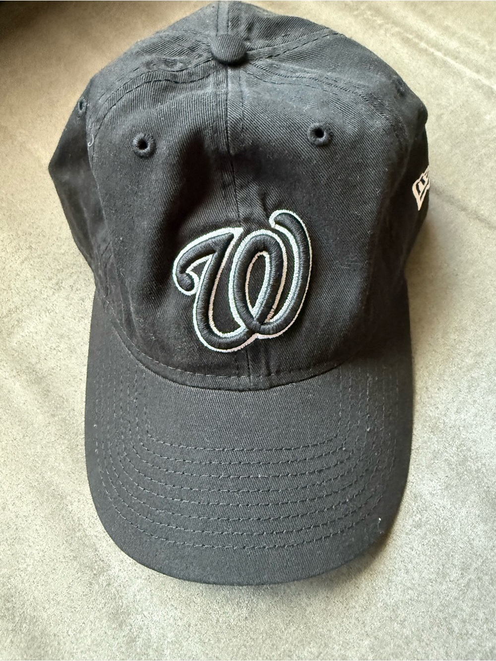 New Era Women's Black Curved-Brim Cap with Embroidered Washington Nationals Hat